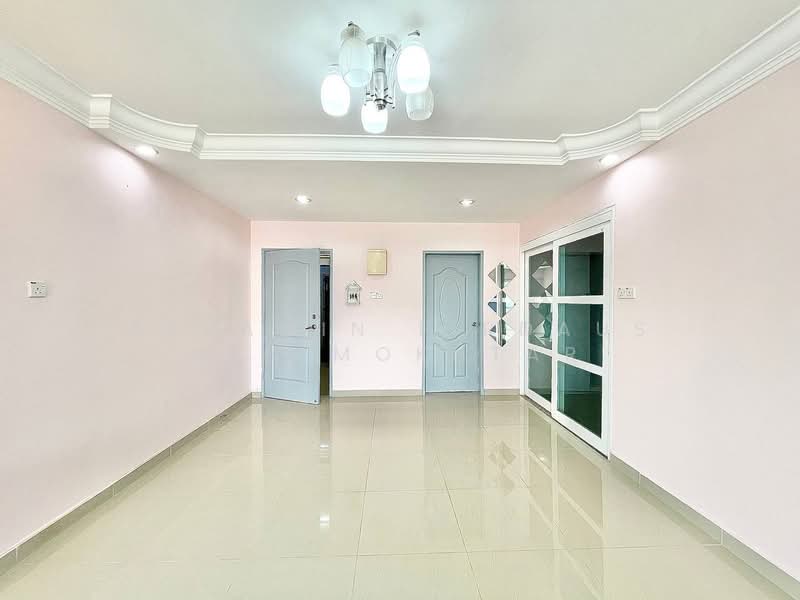 Apartment for Sale at Lakeview Apartments - Akramin Firdaus Bin Mokhtar - Living Room - PropertyGuru.com.my