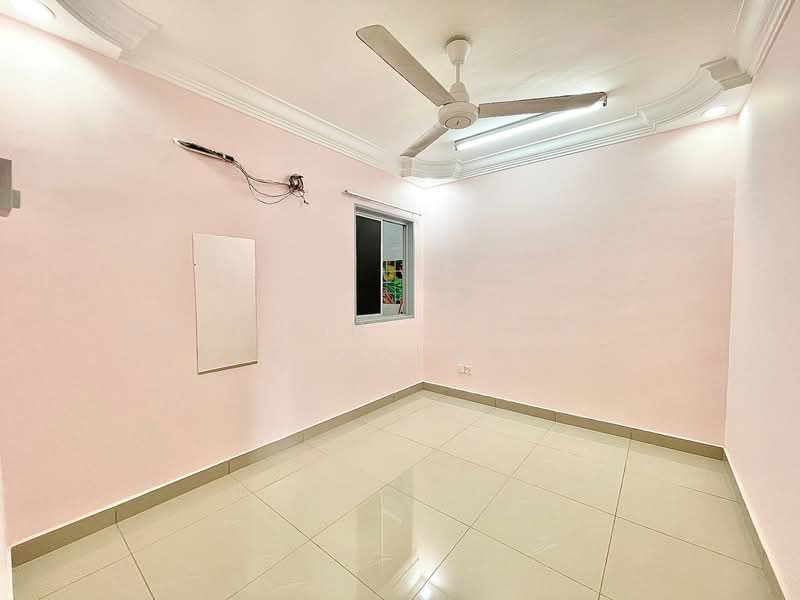 Apartment for Sale at Lakeview Apartments - Akramin Firdaus Bin Mokhtar - PropertyGuru.com.my