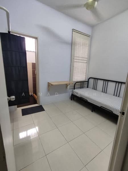 2-storey Terraced House for Sale in Sungai Buloh (Selangor) - Ahmad Farhi - Bedroom - PropertyGuru.com.my
