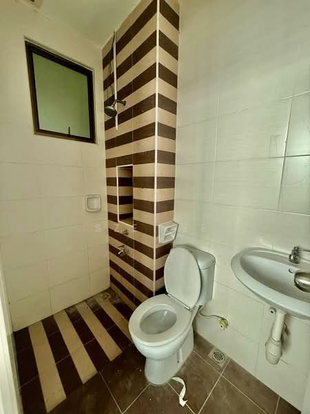 Rumah Teres 2 Tingkat untuk Dijual di Bandar Dato Onn (Tebrau) - Sze Lee - Bathroom - PropertyGuru.com.my