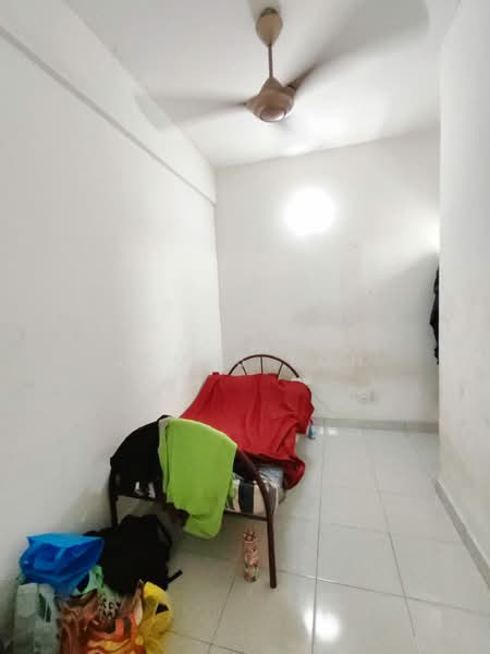 Apartment for Sale at Kemuning Aman - James Loh - Bedroom - PropertyGuru.com.my