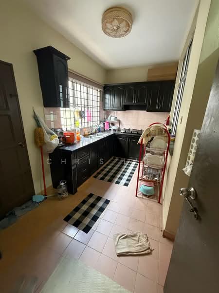 2-storey Terraced House for Sale in Bandar Uda Utama (Johor Bahru) - Chris Liew - Kitchen - PropertyGuru.com.my