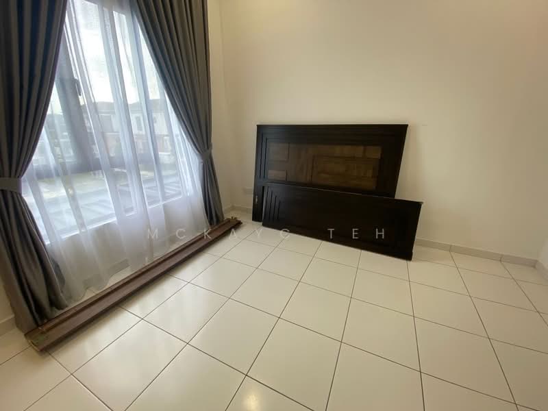 Semi-Detached House for Rent in Eco Grandeur (Puncak Alam) - MckayC TEH - Bedroom - PropertyGuru.com.my