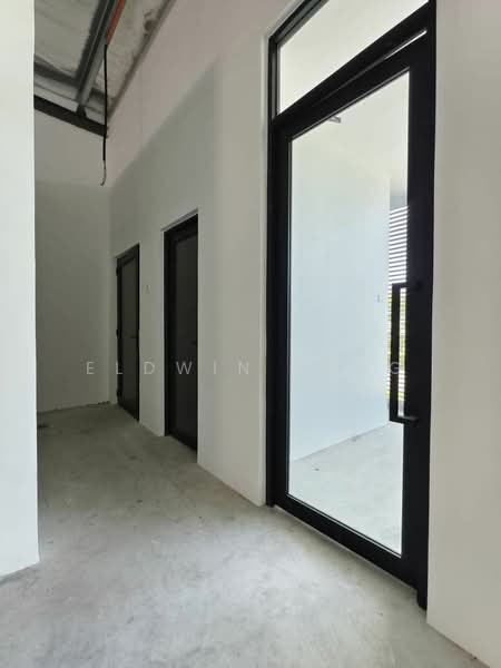 Kedai untuk Disewa di Taman Desa Cemerlang (Ulu Tiram) - Shirene Lee - Interior - PropertyGuru.com.my