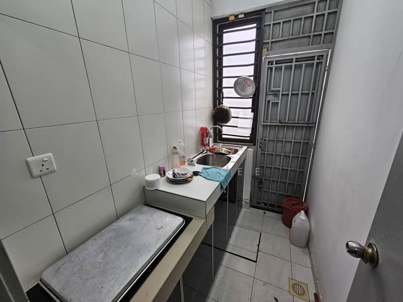 Rumah Teres 2 Tingkat untuk Dijual di Iskandar Puteri (Nusajaya) (Johor) - Alan Lee - Kitchen - PropertyGuru.com.my