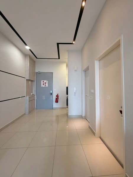 Kondominium untuk Dijual di Maple Residence - Jesslyn Tong - Corridor - PropertyGuru.com.my