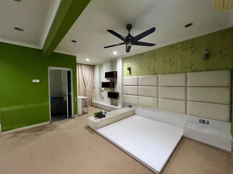 Condominium for Sale at Putra Marine Resort - Alston Loh - Bedroom - PropertyGuru.com.my