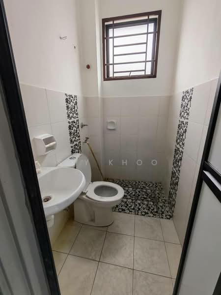 1-storey Terraced House for Sale in Pontian (Johor) - Sky Khoo - Bathroom - PropertyGuru.com.my