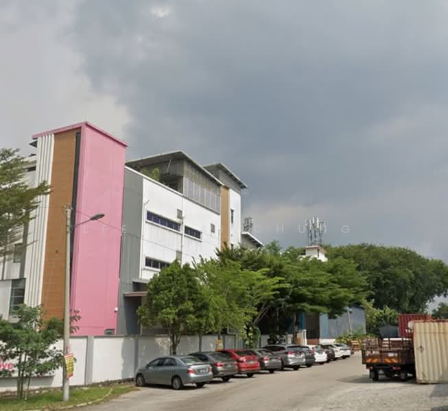 Factory for Rent in Balakong (Selangor) - Lee Thai Chung - Exterior - PropertyGuru.com.my