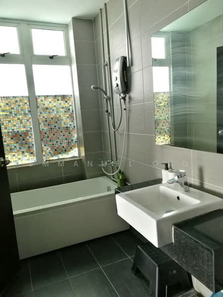 Kondominium untuk Dijual di KSL D'Esplanade Residence - Emmanuel Ong - Bathroom - PropertyGuru.com.my