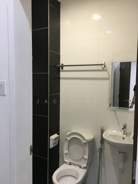Service Residence for Sale at Seasons Garden Residences - Jack Yap - Bathroom - PropertyGuru.com.my