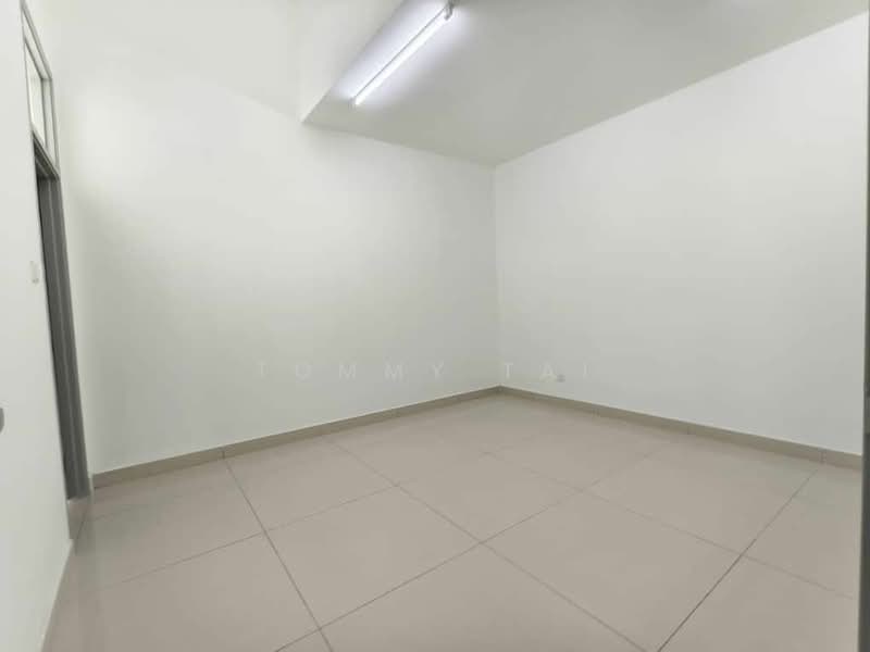 Cluster House for Sale in Mutiara Rini (Skudai) - Tommy Tai - Interior - PropertyGuru.com.my