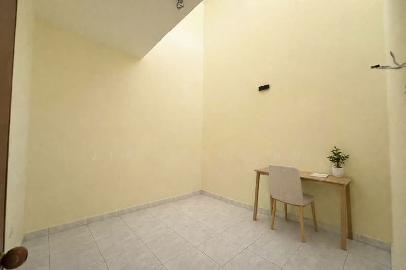 1.5-storey Terraced House for Sale in Johor Bahru (Johor) - JIA SOONG NG - Study - PropertyGuru.com.my