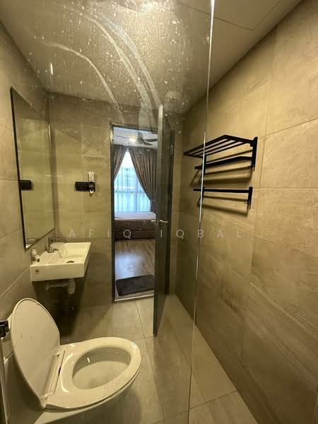 Servis Apartment untuk Disewa di Henna Residence  @ The Quartz WM - Afiq Iqbal - Bathroom - PropertyGuru.com.my