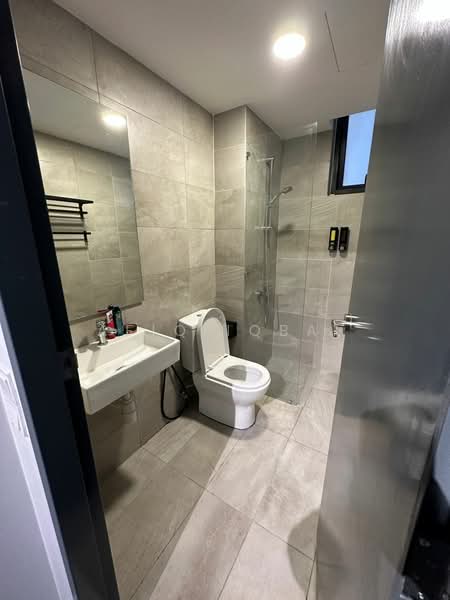 Servis Apartment untuk Disewa di Henna Residence  @ The Quartz WM - Afiq Iqbal - Bathroom - PropertyGuru.com.my