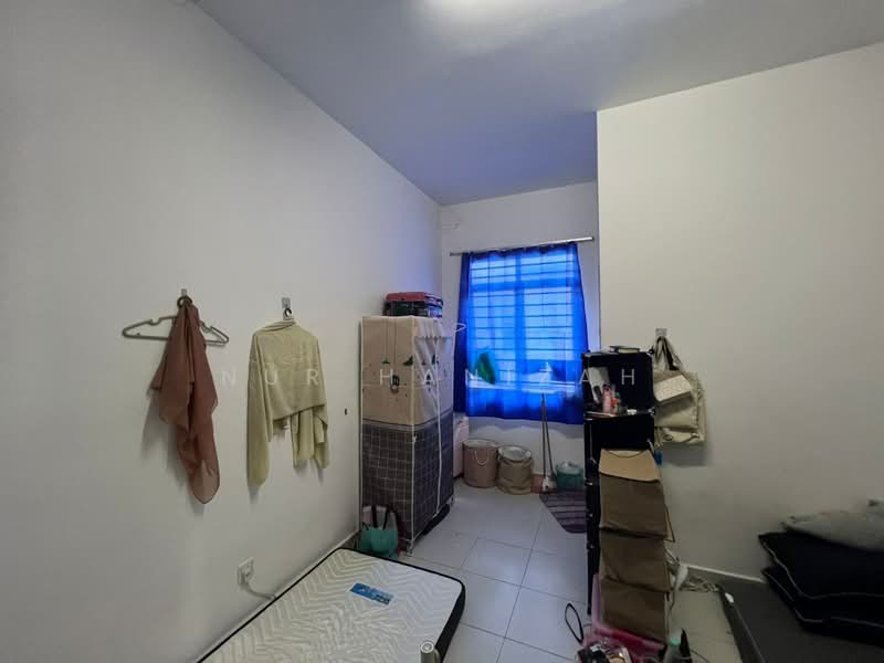 Rumah Teres 2 Tingkat untuk Dijual di Saujana Utama (Puncak Alam) - Nur Hanizah - Bedroom - PropertyGuru.com.my