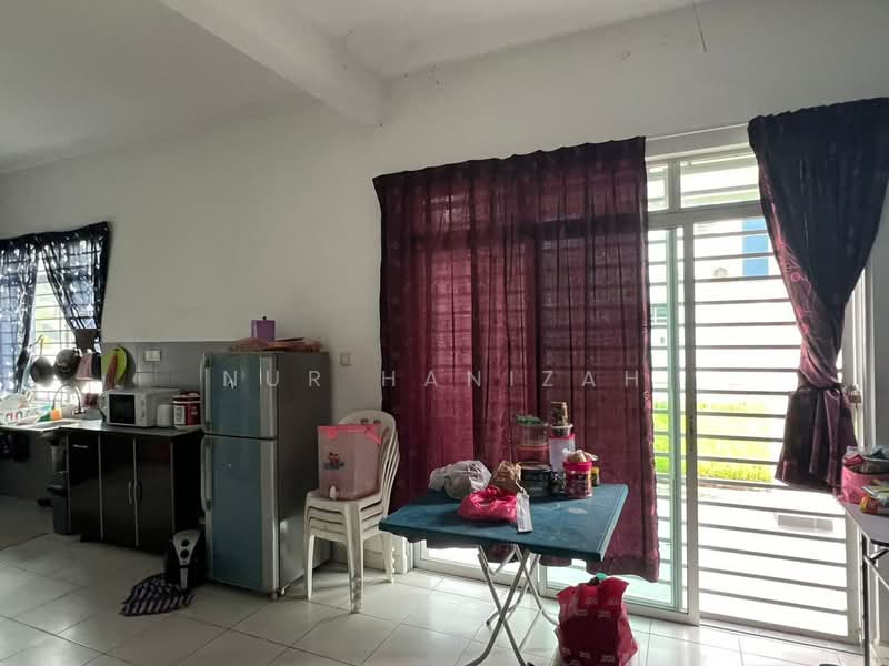 Rumah Teres 2 Tingkat untuk Dijual di Saujana Utama (Puncak Alam) - Nur Hanizah - Kitchen - PropertyGuru.com.my