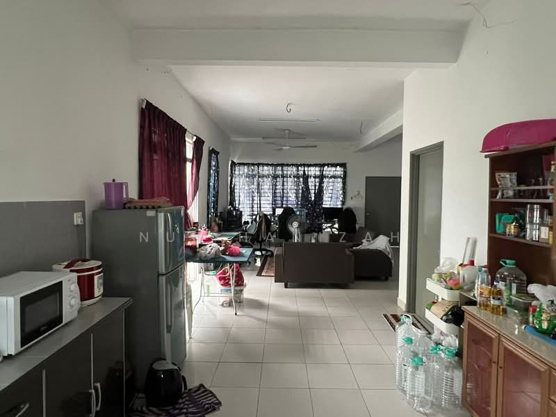 Rumah Teres 2 Tingkat untuk Dijual di Saujana Utama (Puncak Alam) - Nur Hanizah - Kitchen - PropertyGuru.com.my