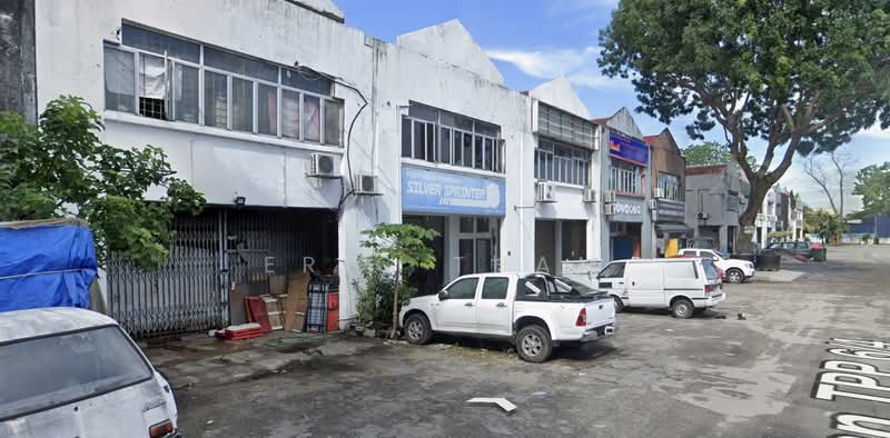 Factory for Rent in Taman Perindustrian Puchong (Puchong) - Eric Tham - Exterior - PropertyGuru.com.my