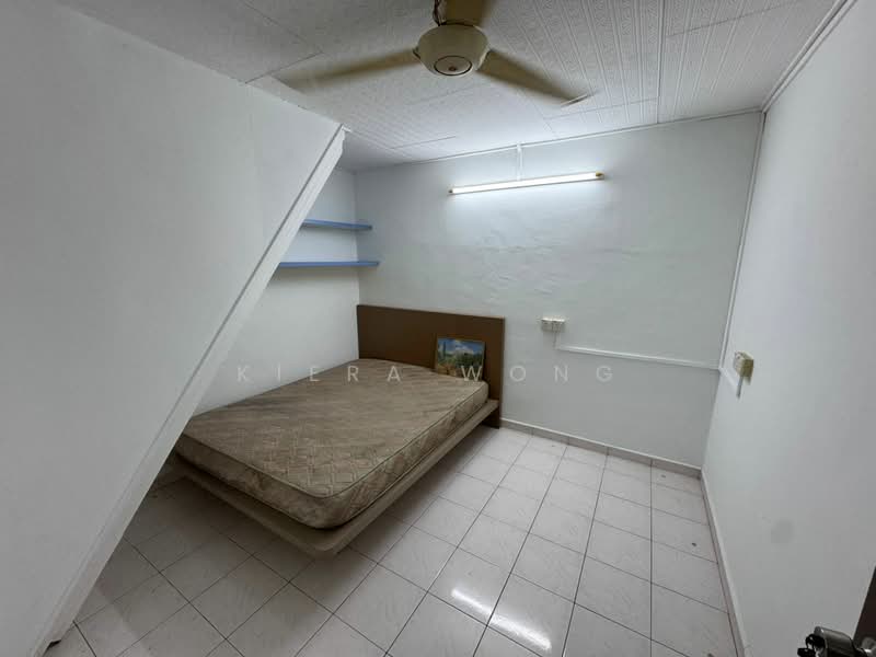 1-storey Terraced House for Sale in Taman Seri Krubong (Krubong) - Kiera Wong - Bedroom - PropertyGuru.com.my