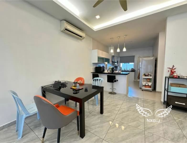 2-storey Terraced House for Sale in Ambang Botanic (Klang) - Sonia Soh - Dining Room - PropertyGuru.com.my