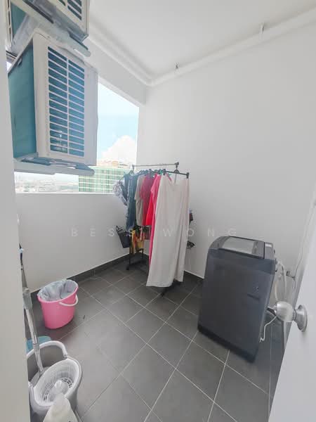 Servis Apartment untuk Dijual di Space Residency - Bess Wong - Balcony - PropertyGuru.com.my
