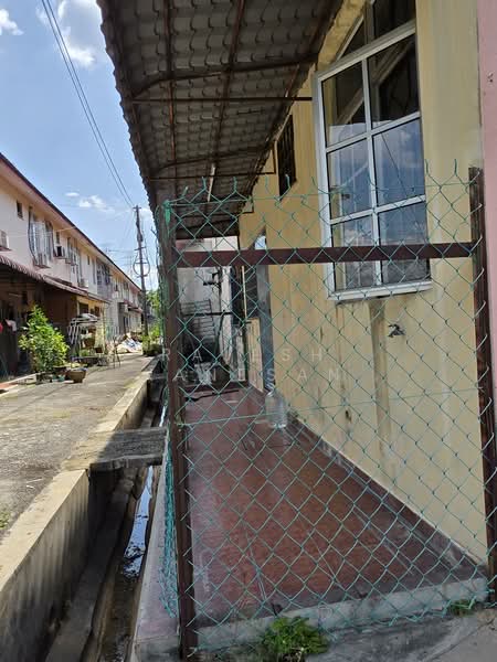 Terraced House for Rent in Rawang (Selangor) - Rajesh Kanesan - Exterior - PropertyGuru.com.my