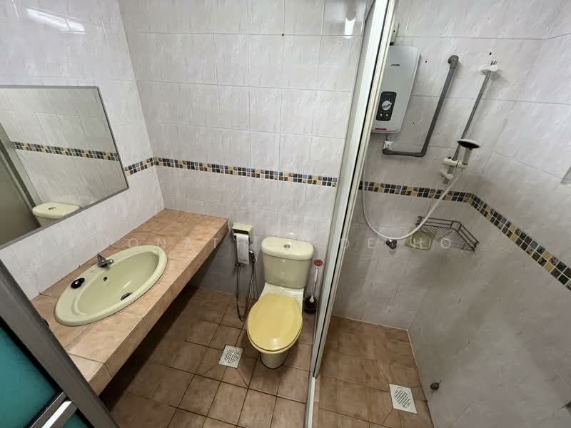 Kondominium untuk Disewa di Dataran Prima - Jonathan De Ho - Bathroom - PropertyGuru.com.my