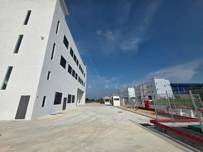 Detached Factory for Rent in Batu Arang (Selangor) - Fiza Aziz - Exterior - PropertyGuru.com.my