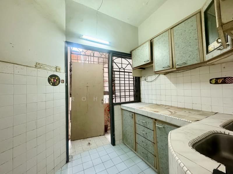 Pangsapuri untuk Dijual di The Astaria - Sri Rohayu Yusof - PropertyGuru.com.my