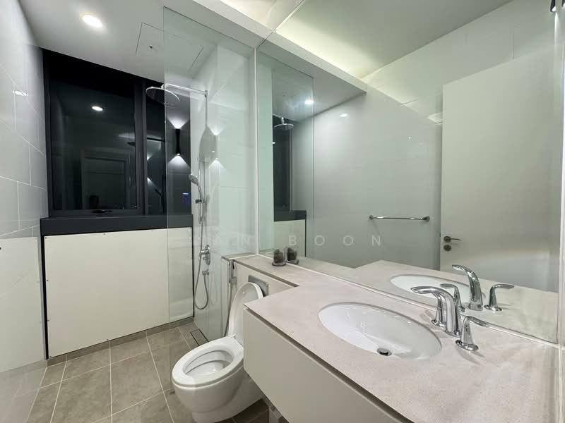 Service Residence for Sale at Senada Residence @ KLGCC Resort - Kian Boon - Bathroom - PropertyGuru.com.my