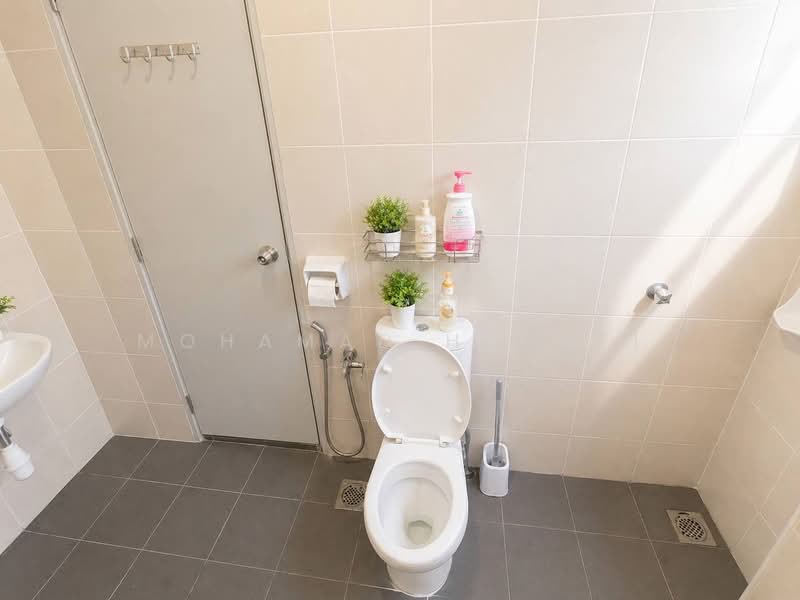 2-storey Terraced House for Sale in Bukit Rahman Putra (Sungai Buloh) - Mohamad Hanafi - Bathroom - PropertyGuru.com.my