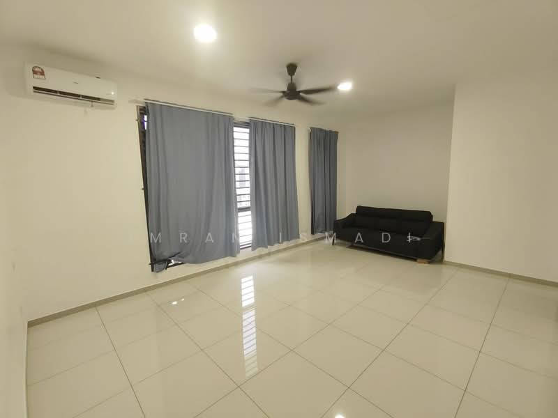 Rumah Teres 2 Tingkat untuk Dijual di Hulu Langat (Selangor) - Imran Ismadi - Living Room - PropertyGuru.com.my