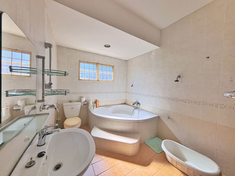 2-storey Terraced House for Sale in SS 21, Damansara Utama (Petaling Jaya) - KH LEE - Bathroom - PropertyGuru.com.my