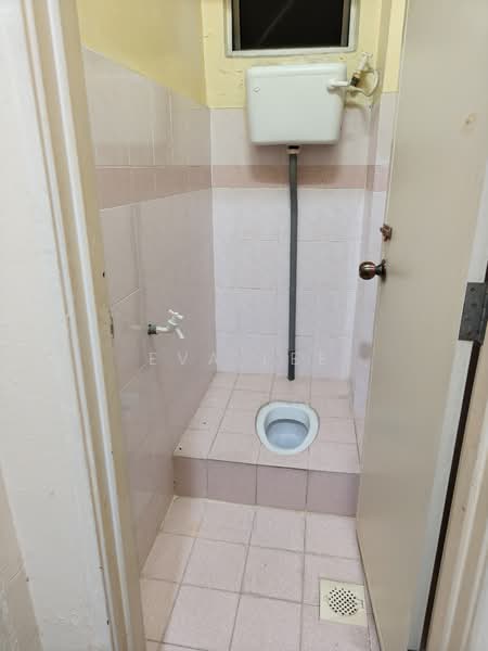 Shop / Office for Rent in Skudai (Johor) - Eva Lee - Bathroom - PropertyGuru.com.my