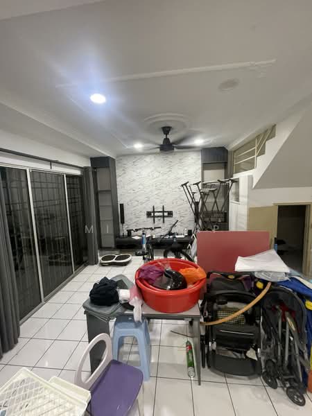 Rumah Teres 2.5 Tingkat untuk Dijual di Rawang Perdana (Rawang) - Mike Yap - Living Room - PropertyGuru.com.my