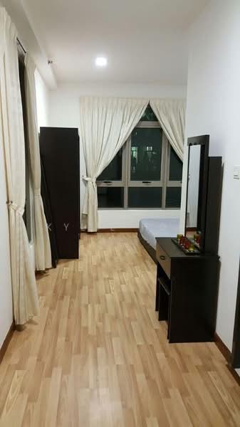 Condominium for Rent at Shaftsbury Residence - Kylie Hoh - Bedroom - PropertyGuru.com.my