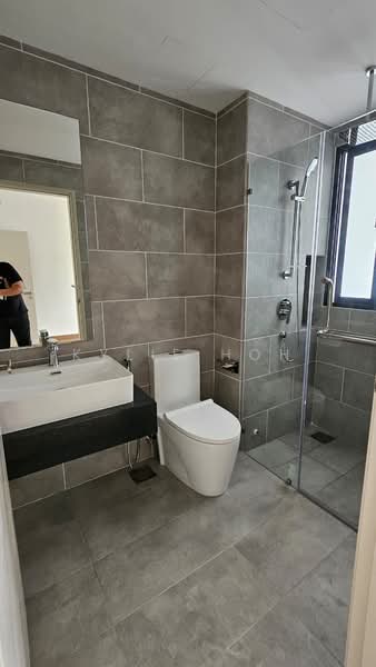Servis Apartment untuk Disewa di The Tropika - Kylie Hoh - Bathroom - PropertyGuru.com.my