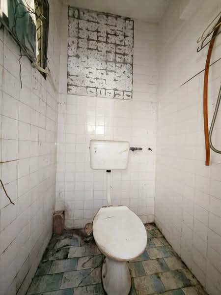 Terraced House for Sale in Desa Setapak (Wangsa Maju) - Chow Kok Toong - Bathroom - PropertyGuru.com.my