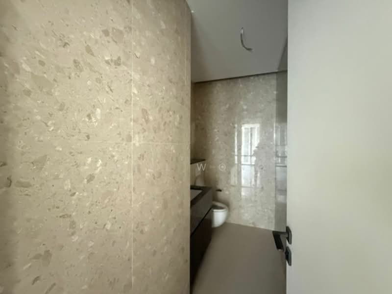 Servis Apartment untuk Dijual di Windsor Suites @ Pavilion Damansara Heights - Bell Wong - Bathroom - PropertyGuru.com.my