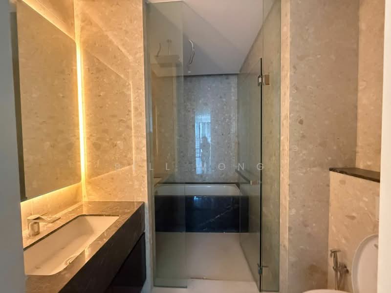 Servis Apartment untuk Dijual di Windsor Suites @ Pavilion Damansara Heights - Bell Wong - Bathroom - PropertyGuru.com.my