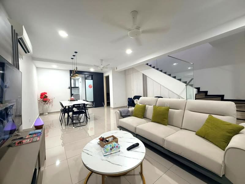 2-storey Terraced House for Sale in Ampang Saujana (Ampang) - Denver Sin - Living Room - PropertyGuru.com.my