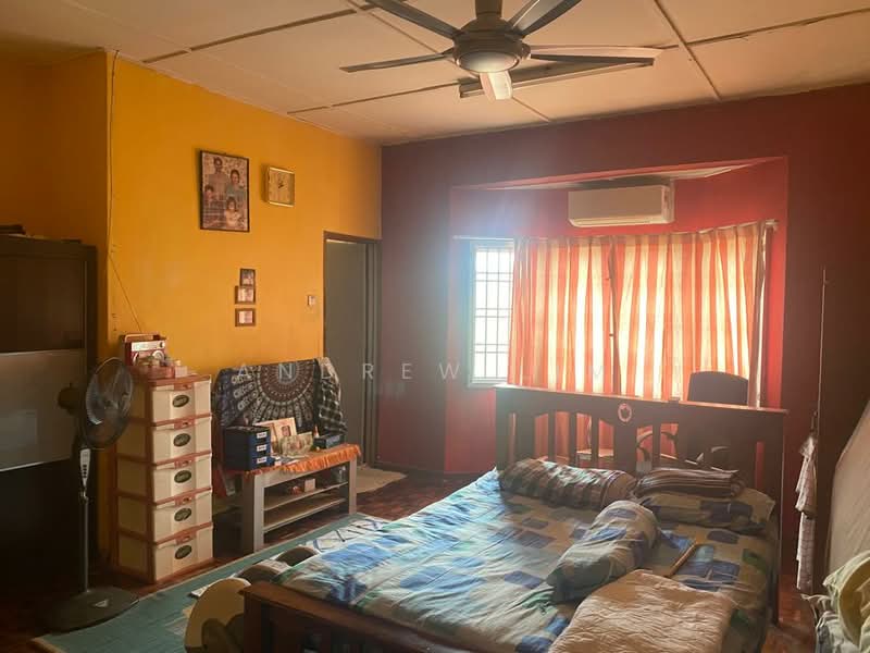 2-storey Terraced House for Sale in Bandar Bukit Tinggi (Klang) - Andrew Lim - Bedroom - PropertyGuru.com.my