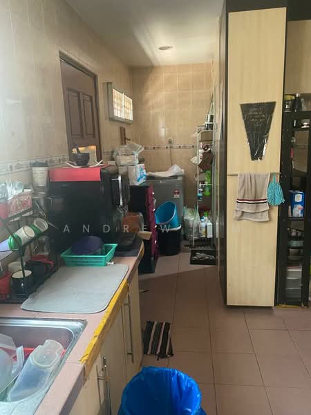 2-storey Terraced House for Sale in Bandar Bukit Tinggi (Klang) - Andrew Lim - Kitchen - PropertyGuru.com.my