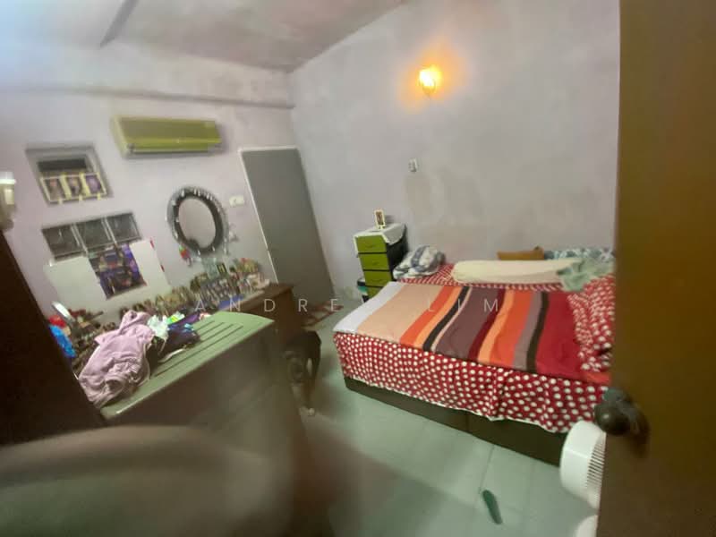 2-storey Terraced House for Sale in Bandar Bukit Tinggi (Klang) - Andrew Lim - Bedroom - PropertyGuru.com.my