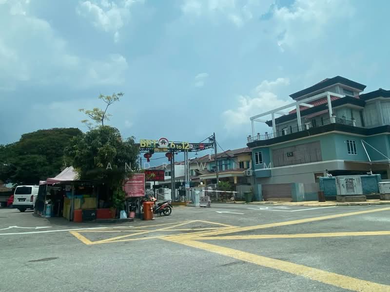 2-storey Terraced House for Sale in Bandar Bukit Tinggi (Klang) - Andrew Lim - Exterior - PropertyGuru.com.my