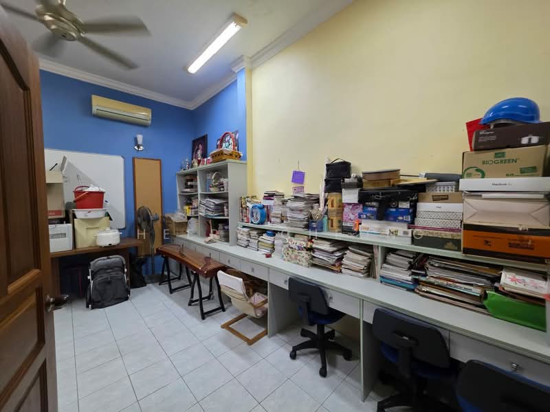 Semi-Detached House for Sale in Taman Puncak Perdana (Cheras) - Cheery Cheong - Study - PropertyGuru.com.my