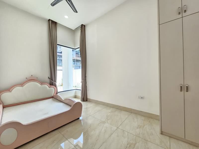 Bungalow for Sale in Country Heights Damansara (Kuala Lumpur) - Aaron Lam - PropertyGuru.com.my