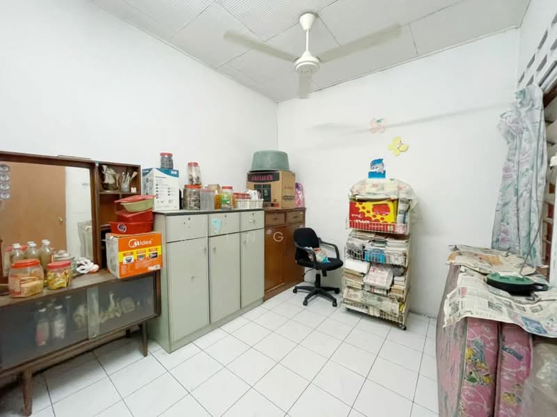 1-storey Terraced House for Sale in Taman Bukit Maluri (Kepong) - Kiing TW - Interior - PropertyGuru.com.my