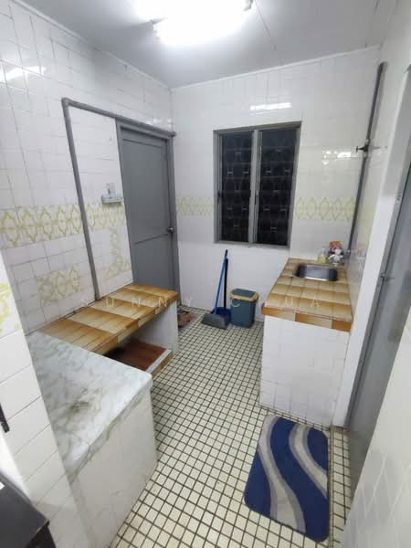Rumah Flat untuk Disewa di Seksyen 4 Wangsa Maju Flat - Sunny Chua - Kitchen - PropertyGuru.com.my
